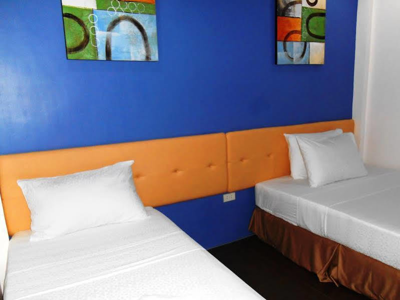 อับฮีส ริดจ์ โฮเต็ล Hotel โกรอน ภายนอก รูปภาพ
