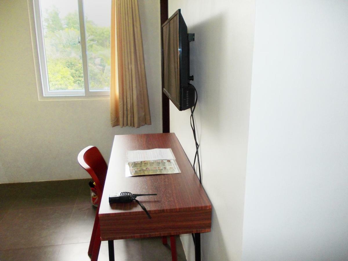 อับฮีส ริดจ์ โฮเต็ล Hotel โกรอน ภายนอก รูปภาพ